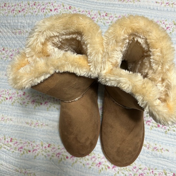 Boots with fur - Picture 5 of 6